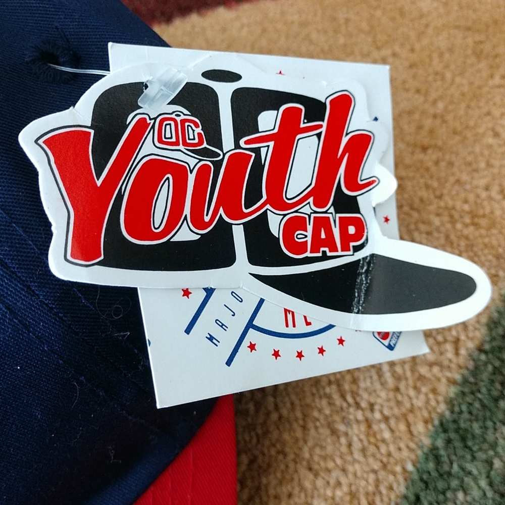 Cleveland Indians baseball cap - Picture 2 of 5